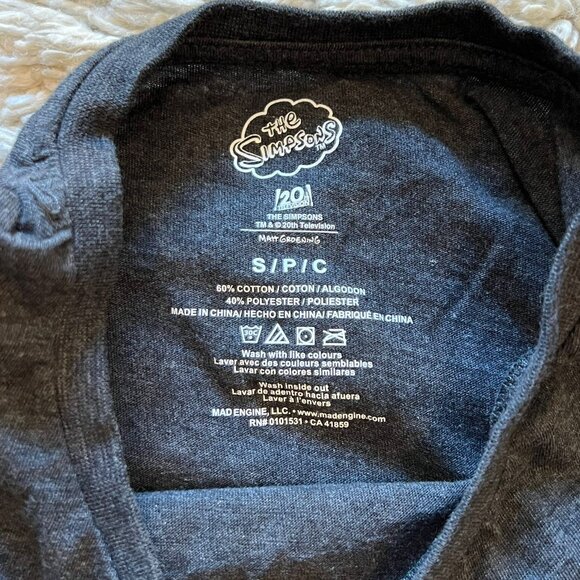 🔥 3/$20 The Simpsons T-Shirt - Picture 2 of 3